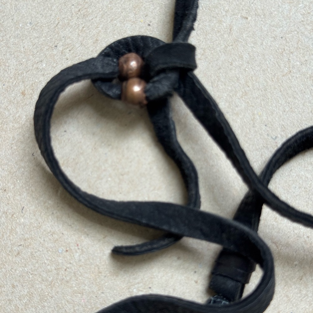 ✨Anthro Necklace✨ - Picture 3 of 7